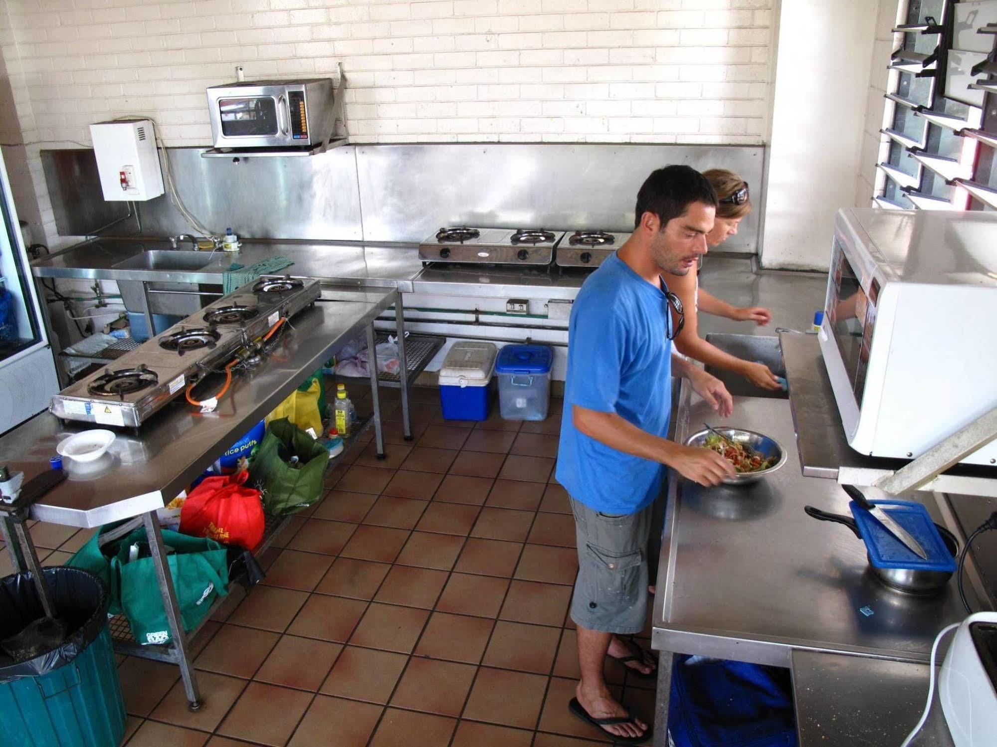 Chillis Backpackers Hostel Darwin Buitenkant foto